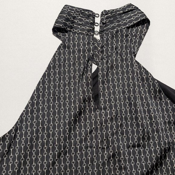 Express Black & White Geometric Print Halter Top - Size M - Chic Blouse - Picture 2 of 5